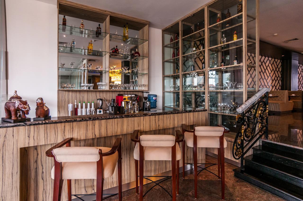Arthama Hotels Макасар Экстерьер фото