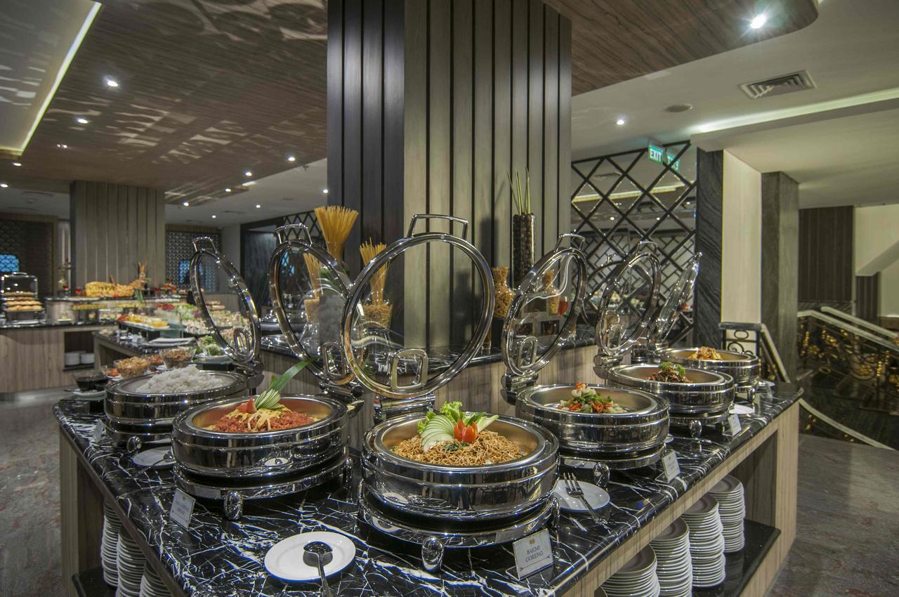 Arthama Hotels Макасар Экстерьер фото
