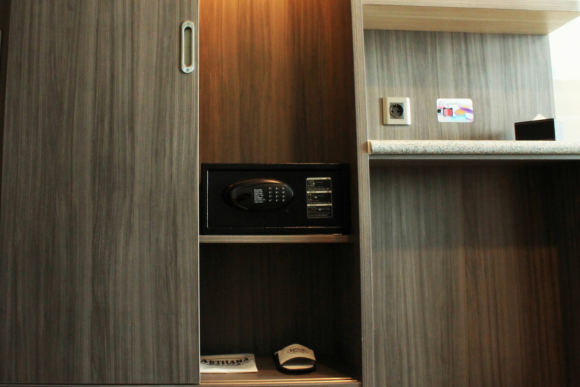 Arthama Hotels Макасар Экстерьер фото